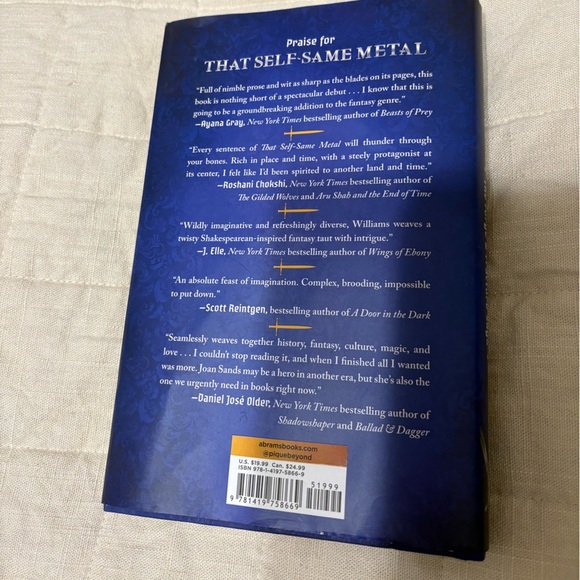 Saint-Seducing Gold (the Forge & Fracture Saga, Book 2) -- Brittany N. Williams - Picture 2 of 7